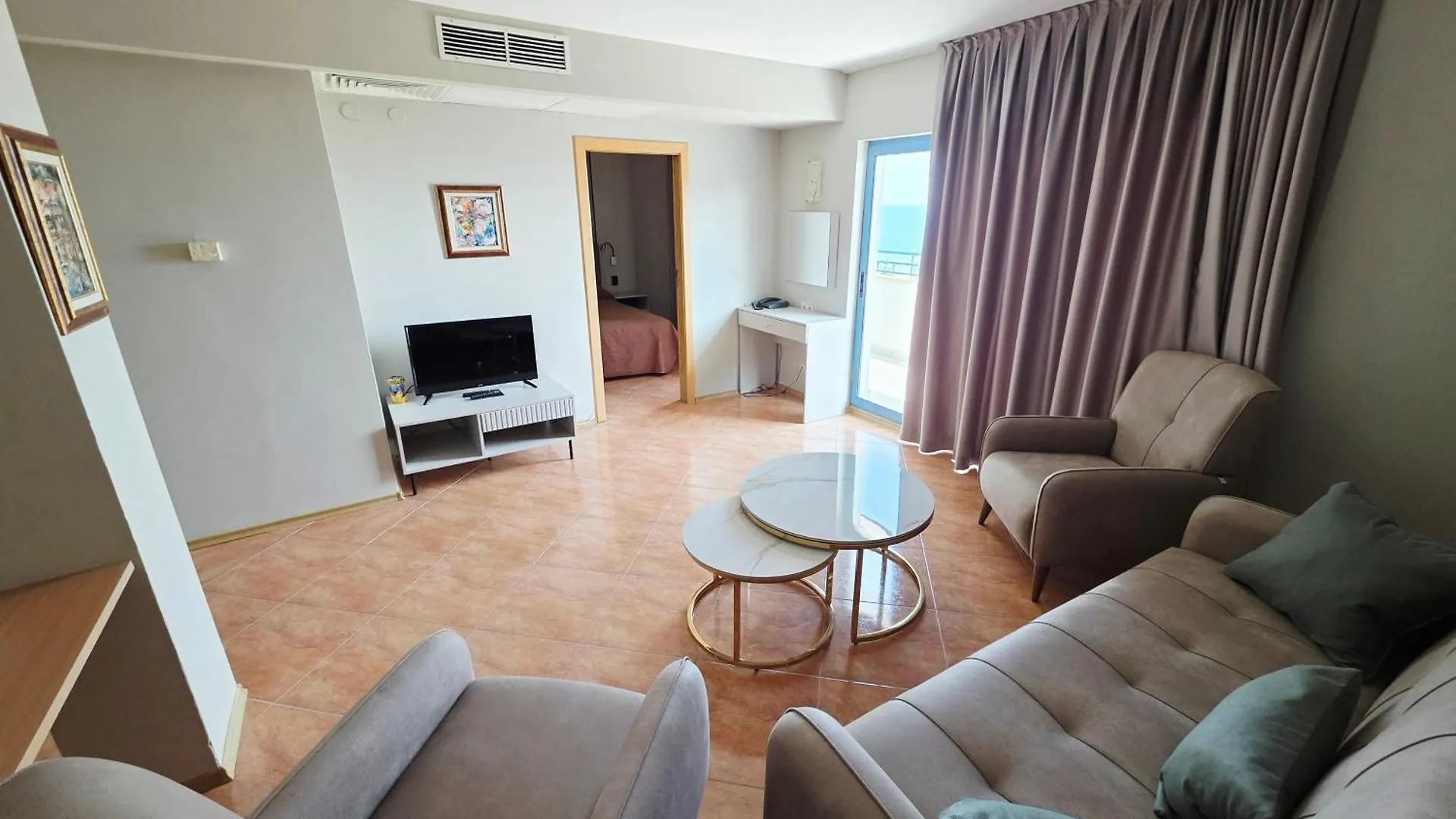 Bora Bora Hotel Sunny Beach 3*,